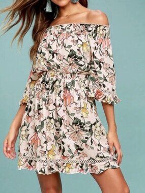Lulu’s Hello Darling pink floral off the shoulder dress